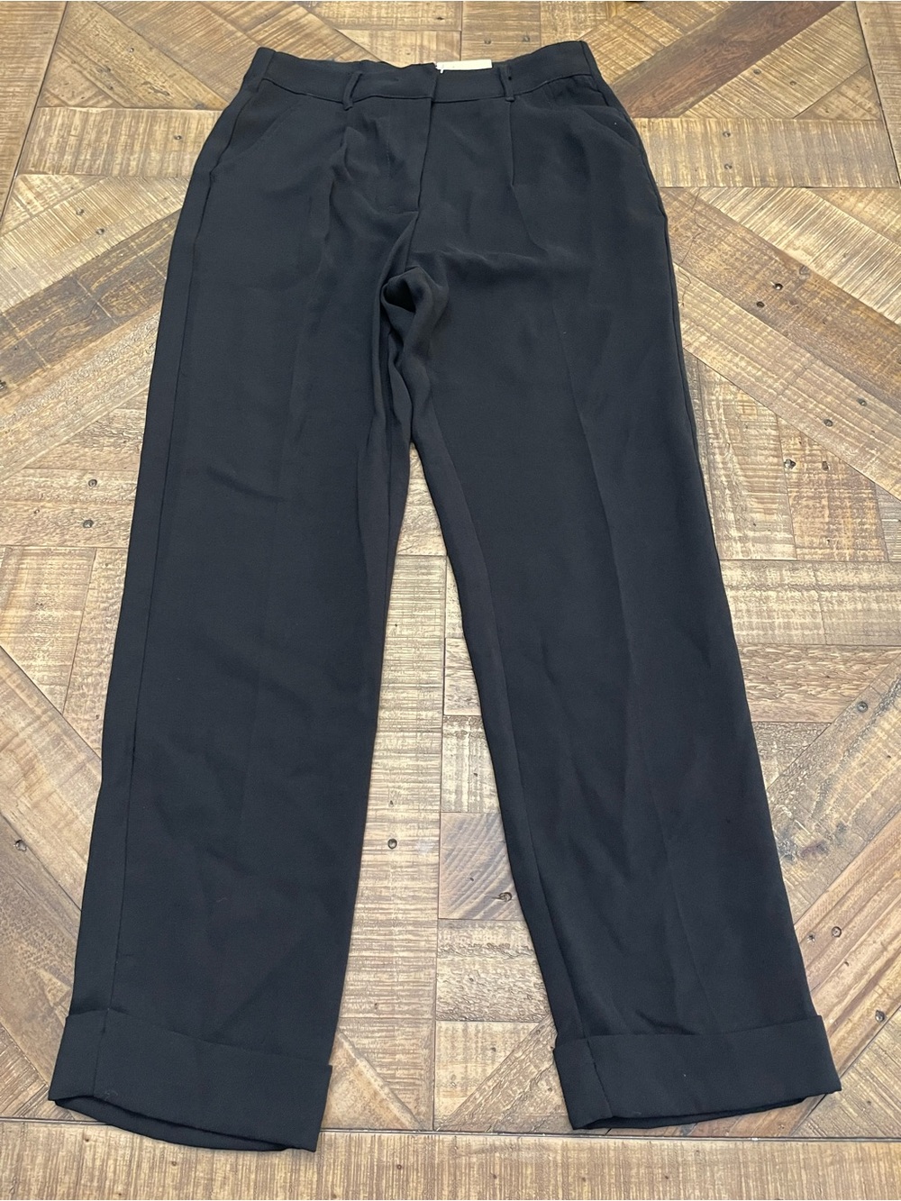 NWT Max Studio London Black Pleated Trousers Size S - High Rise Cuffed MSRP $198